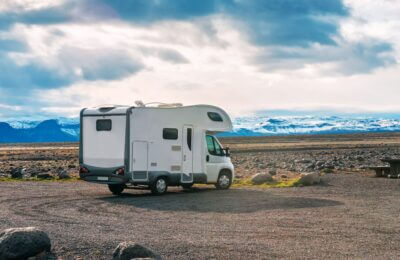 Island rundt i autocamper