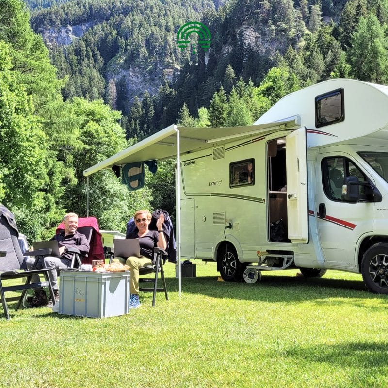 Søren og Dorte i gang med kundeservice og på tur med autocamper i Schweiz